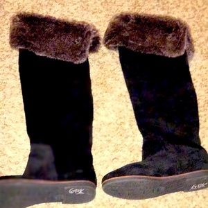 Black leather faux fur boots